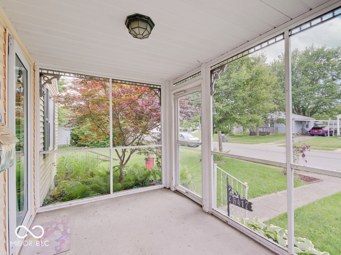 Listing Image 5