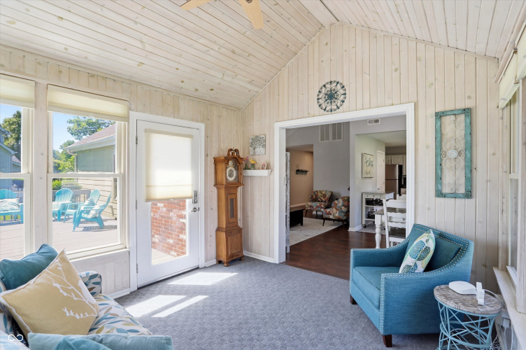 Listing Image 14