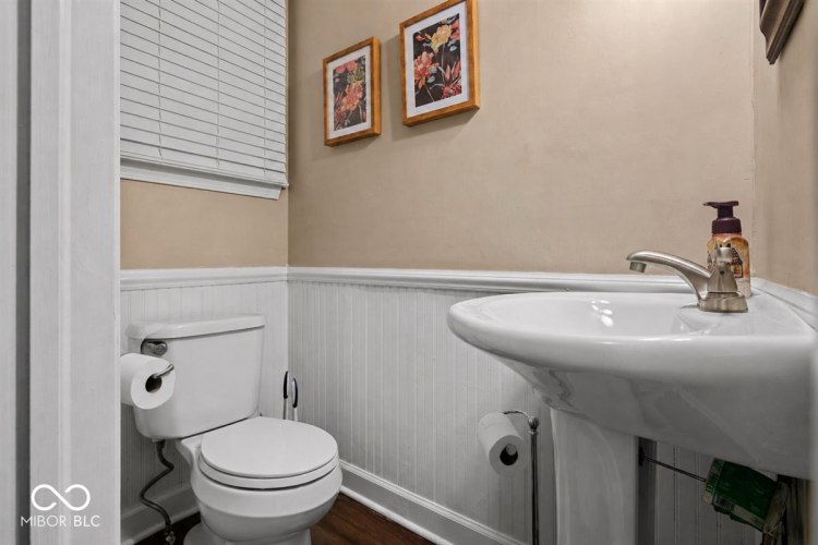 Listing Image 21
