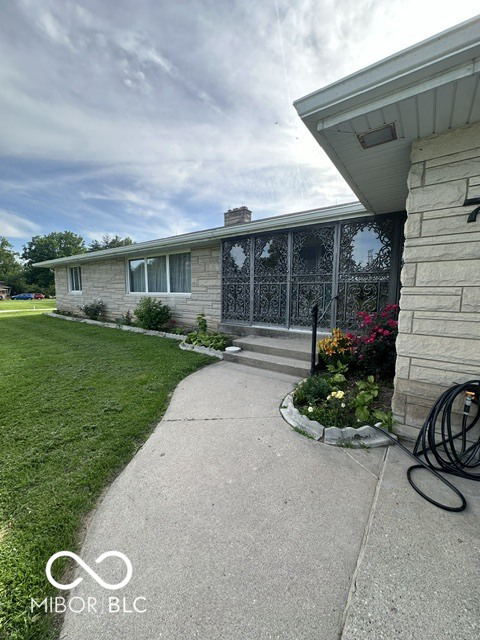 Listing Image 5