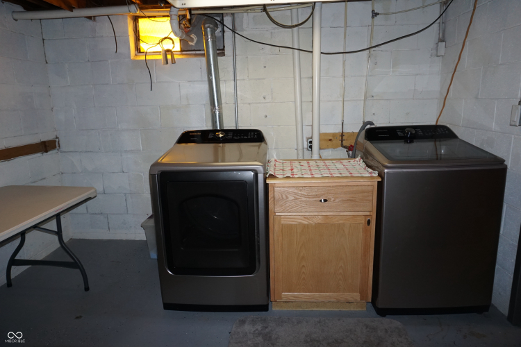 Listing Image 41