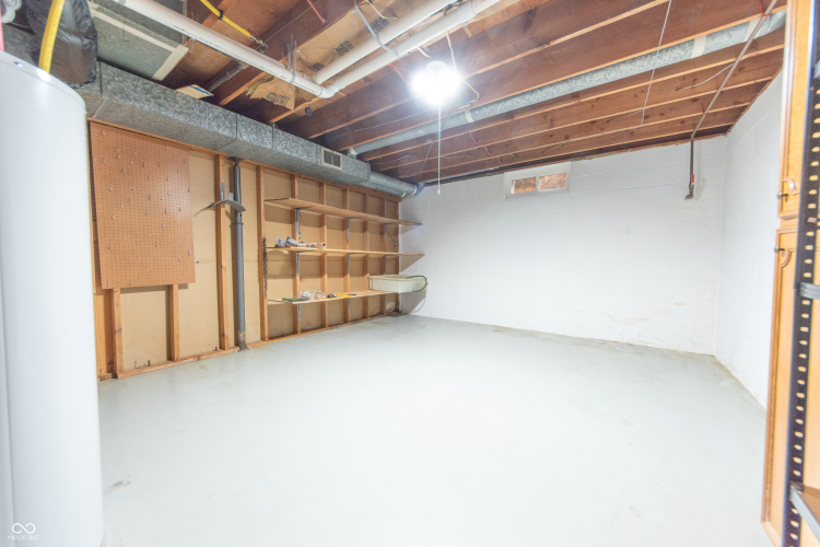 Listing Image 35