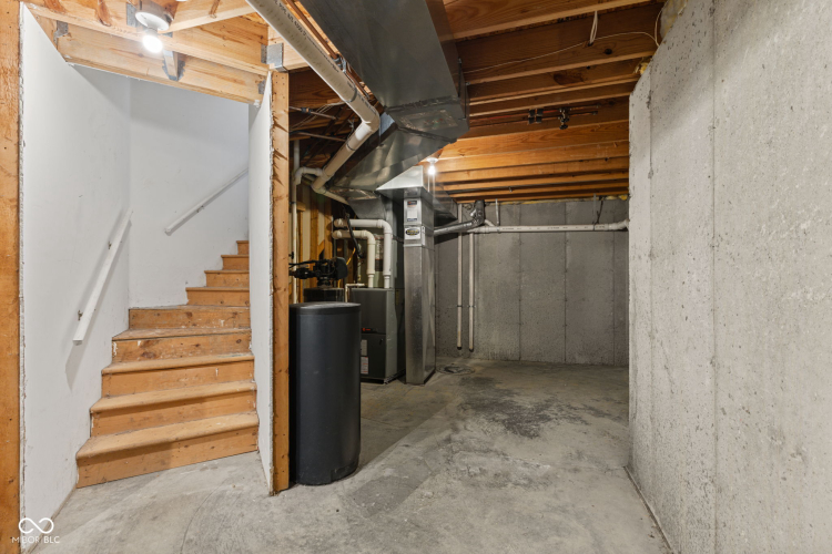 Listing Image 33