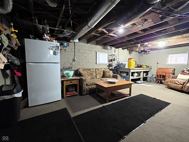 Listing Image 27