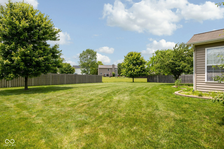 Listing Image 40