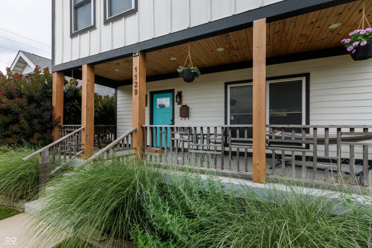 Listing Image 7