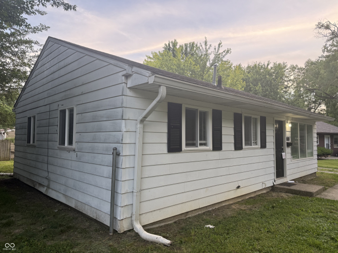 Listing Image 15