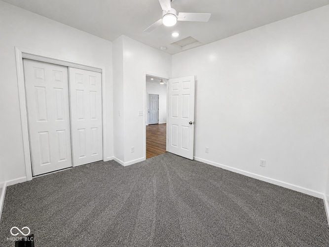 Listing Image 26