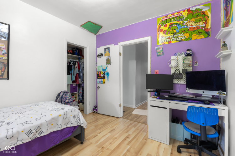 Listing Image 21
