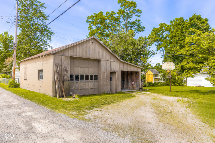 Listing Image 49