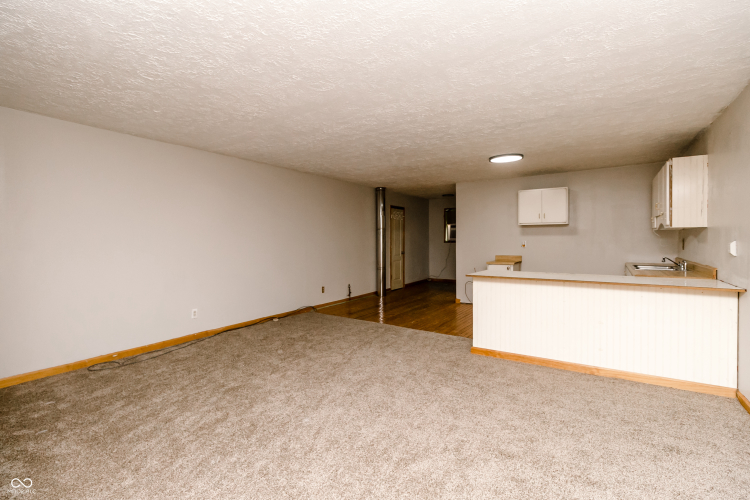 Listing Image 29
