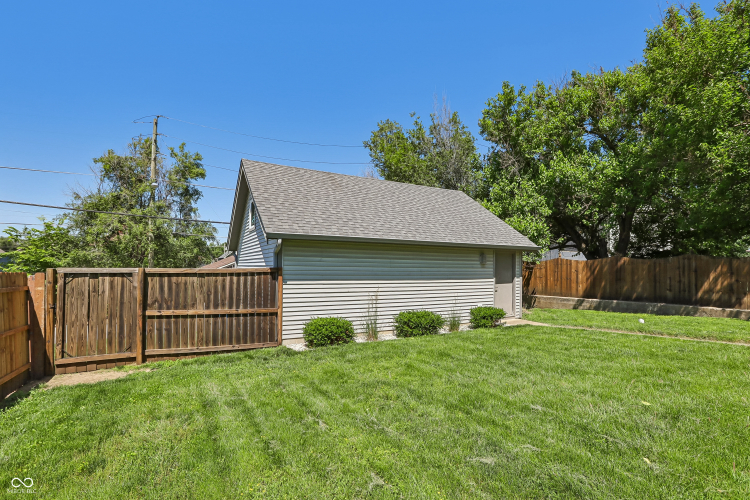 Listing Image 42