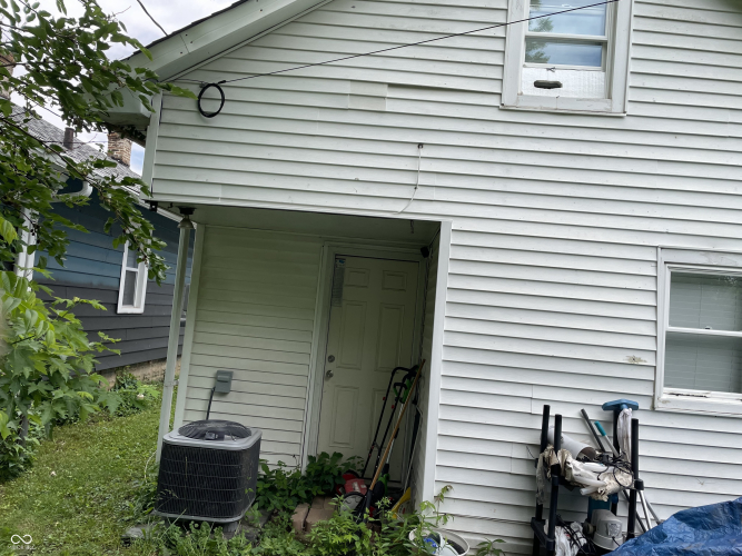 Listing Image 20
