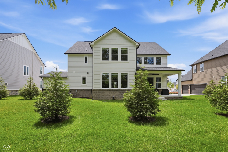 Listing Image 64