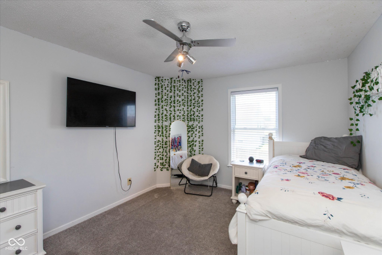 Listing Image 26