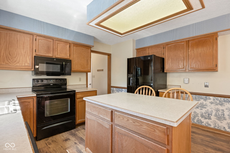 Listing Image 15