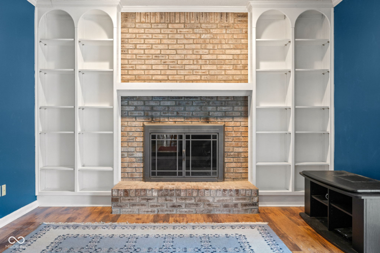 Listing Image 18
