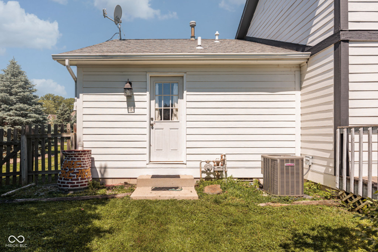 Listing Image 37