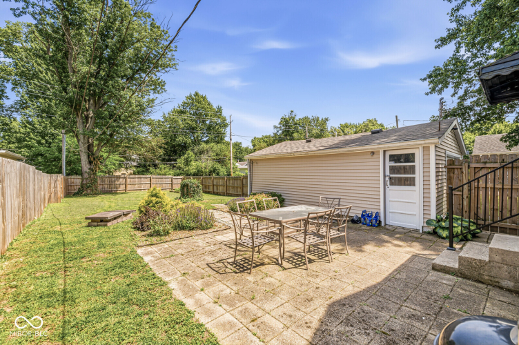 Listing Image 28