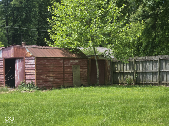 Listing Image 20