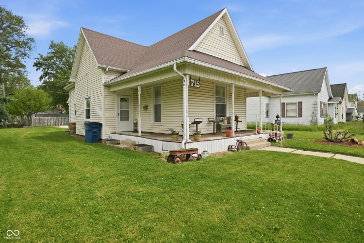 Listing Image 3