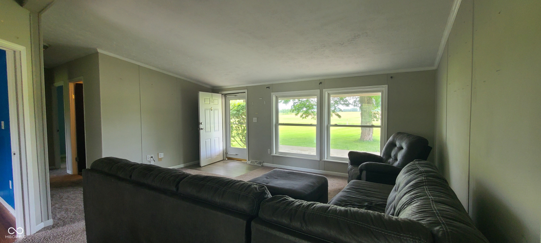 Listing Image 17