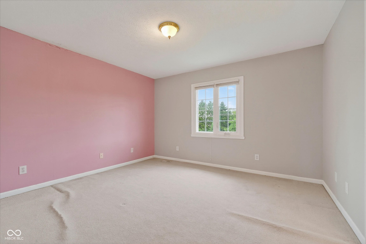Listing Image 30