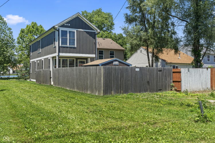 Listing Image 32