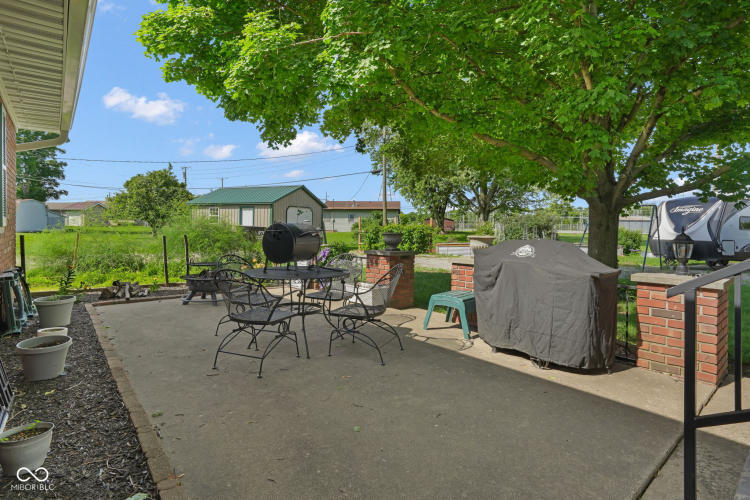 Listing Image 15