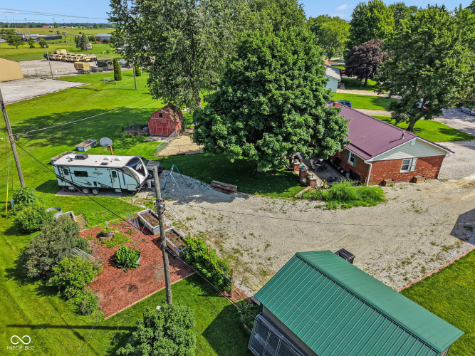 Listing Image 19