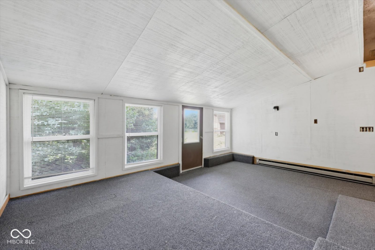 Listing Image 29