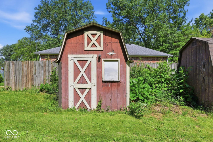 Listing Image 32