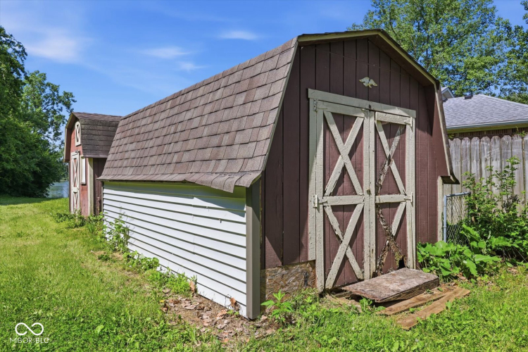 Listing Image 33