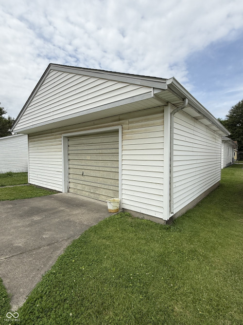 Listing Image 27