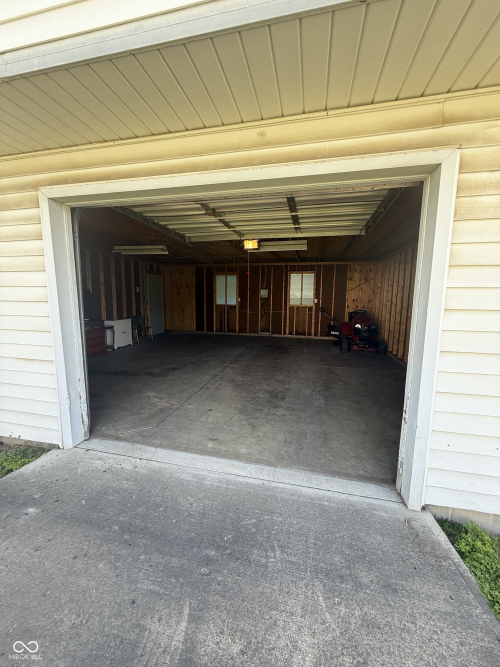 Listing Image 29