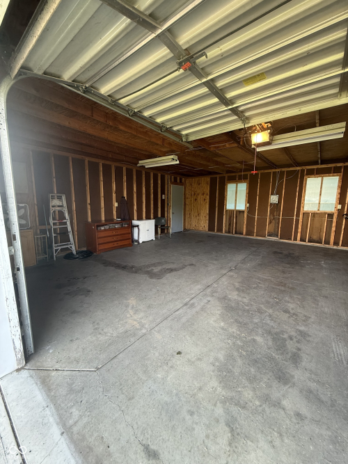 Listing Image 30