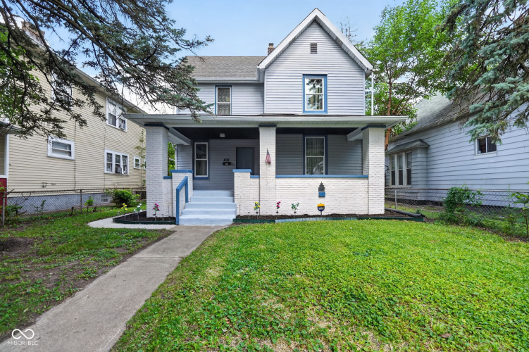 Listing Image 4