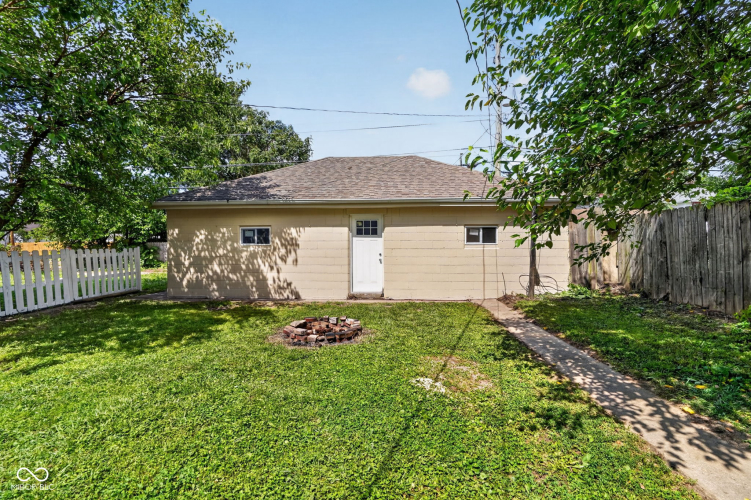 Listing Image 42
