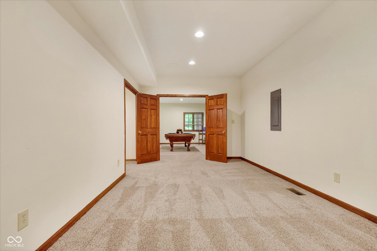Listing Image 28