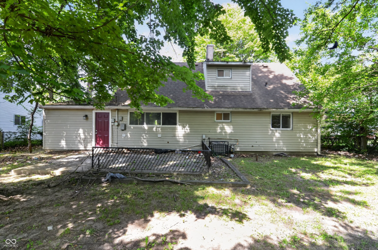 Listing Image 3