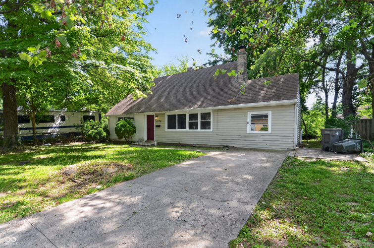 Listing Image 5
