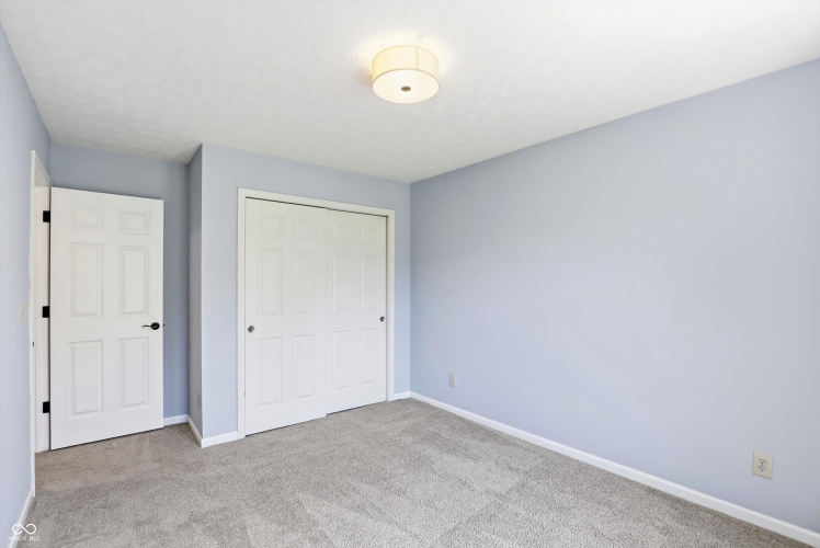 Listing Image 59