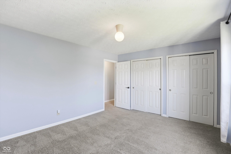 Listing Image 63