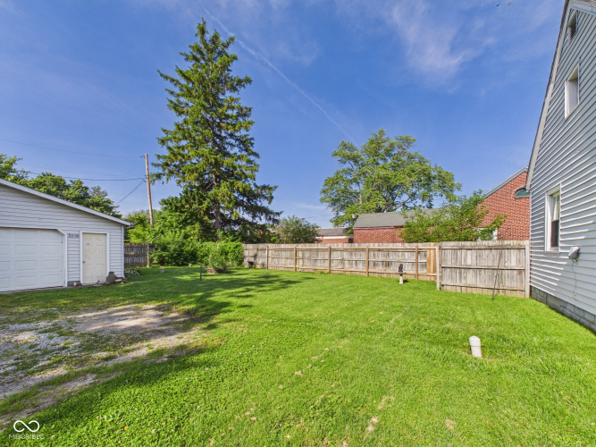 Listing Image 18