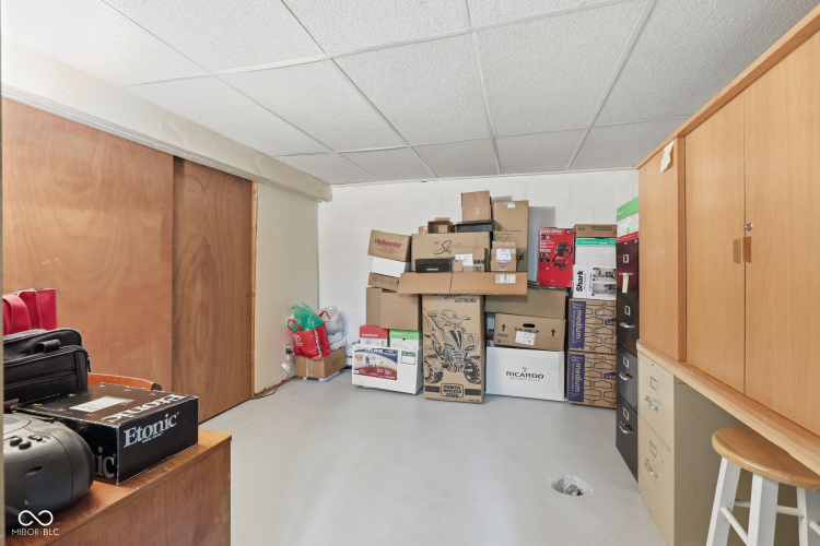 Listing Image 35