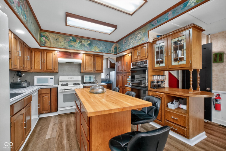 Listing Image 15