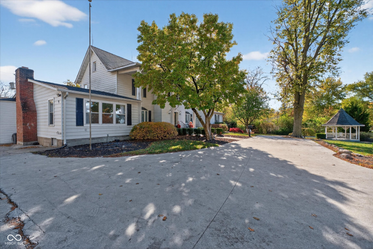 Listing Image 45