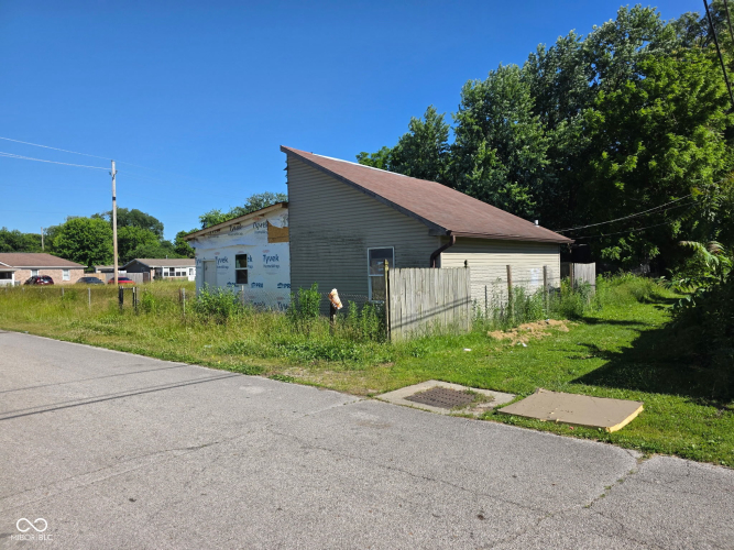 Listing Image 1