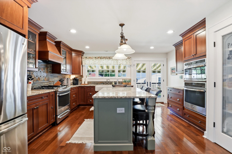 Listing Image 14