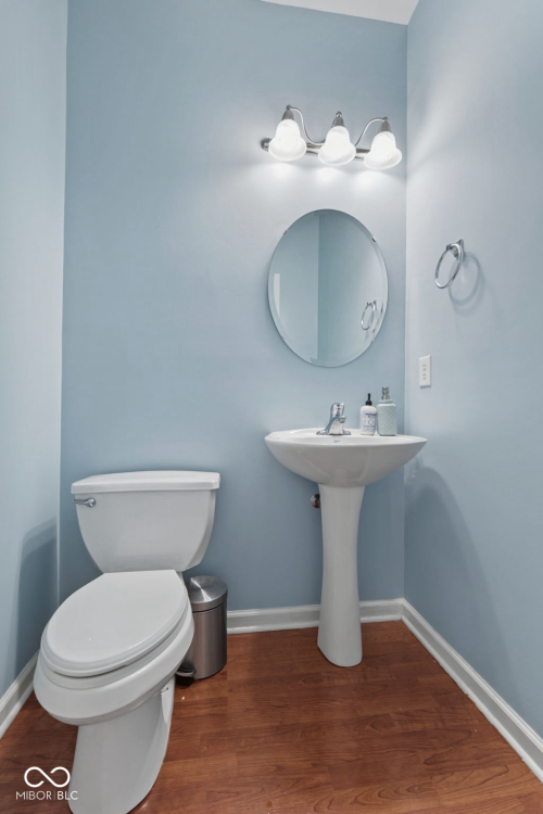 Listing Image 7